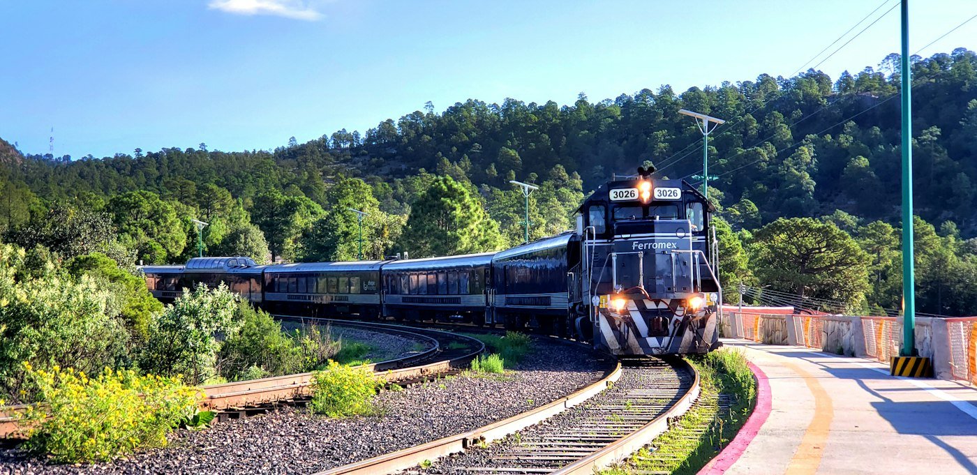 Tren en la sierra