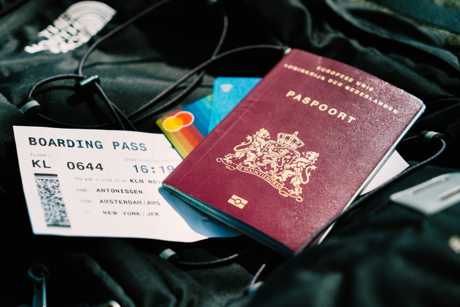 Pasaporte y pase de abordar